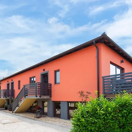 Apartamento Karoca 3 *