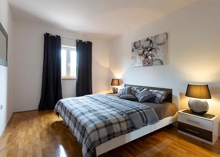 Karoca 3 Apartamento Pula