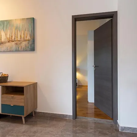 Karoca 3 Apartment *